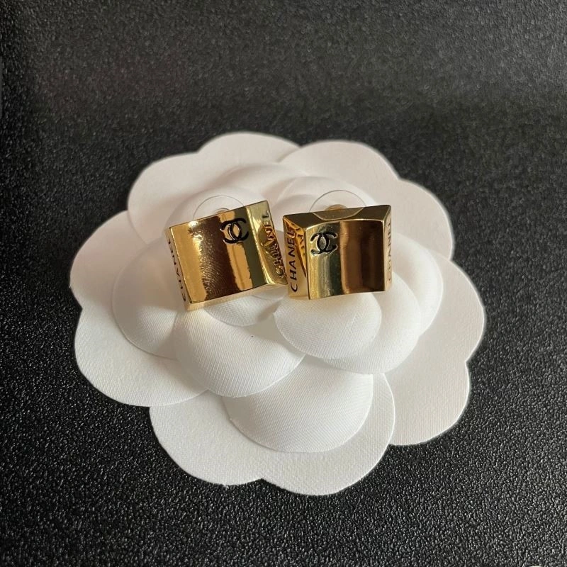 Chanel Earrings TimelessDesign 222441