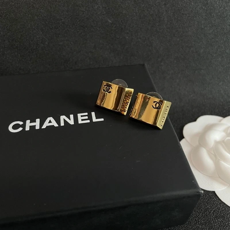 Chanel Earrings TimelessDesign 222441