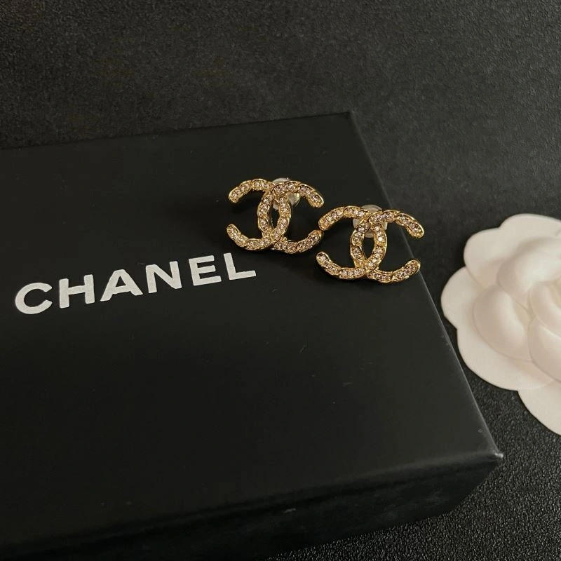 Trendy Chanel Earrings 222411