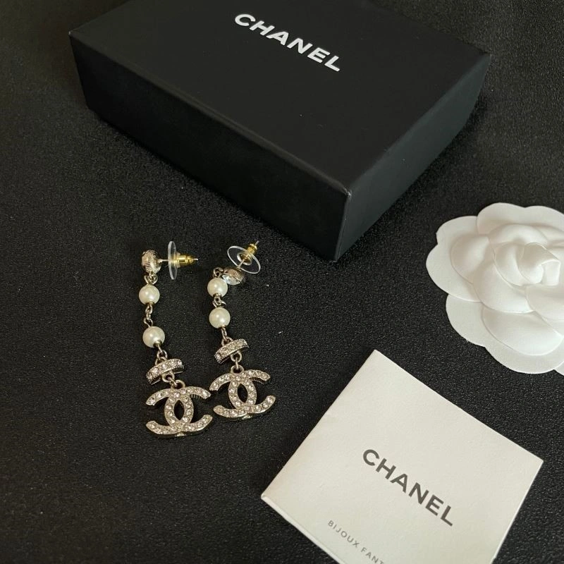 Chanel Earrings Supportive 222428