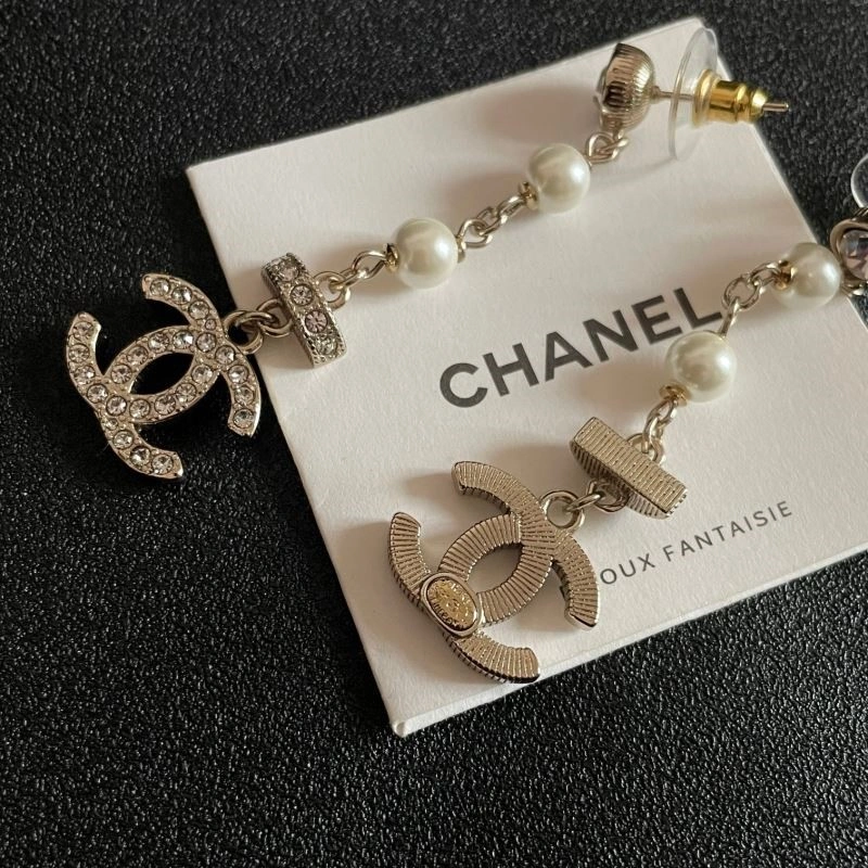 Chanel Earrings Supportive 222428