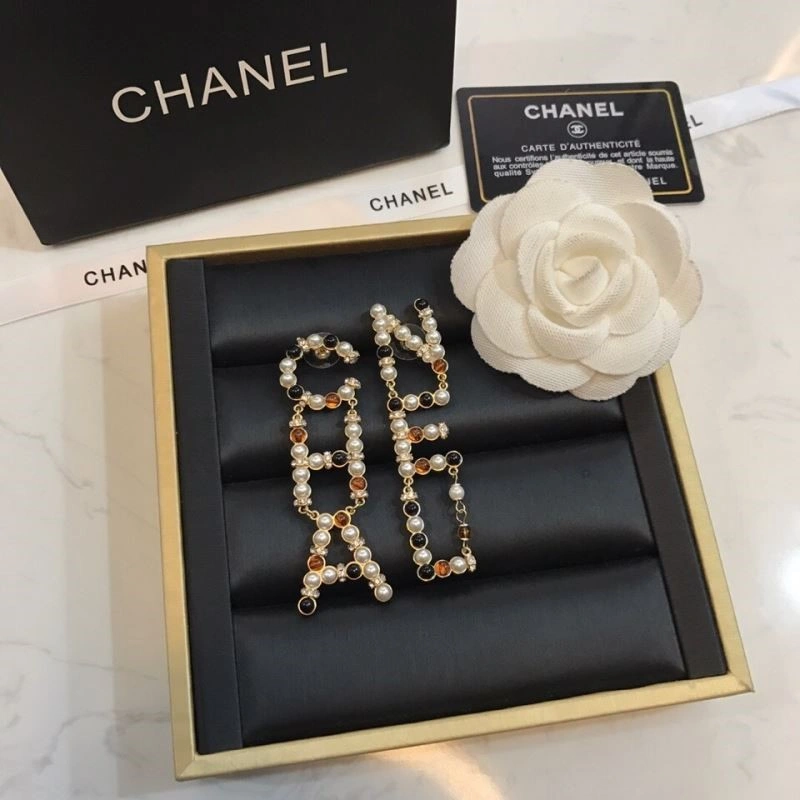 Chanel Earrings Stretchable 222395