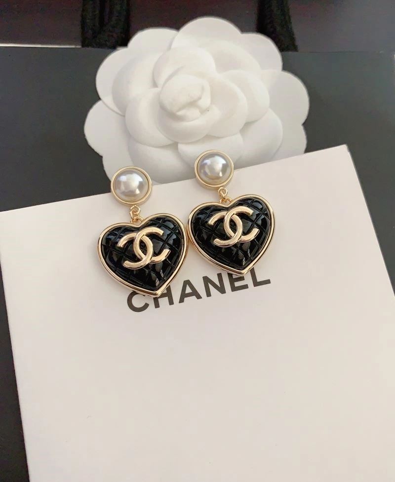 Chanel Earrings EyeCatching 222390