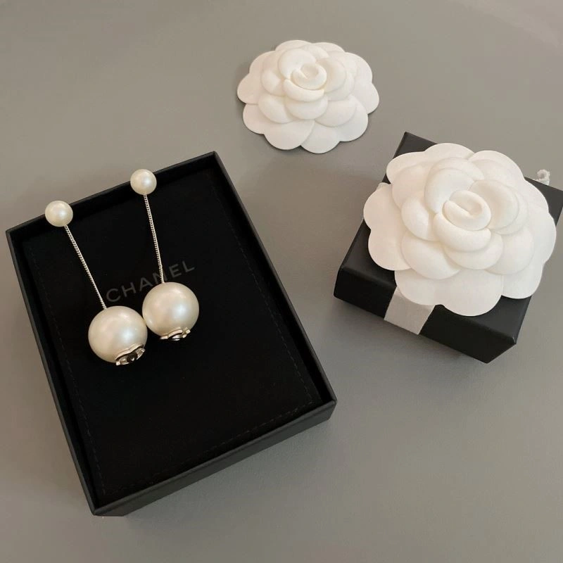 HighQuality Chanel Earrings 222379