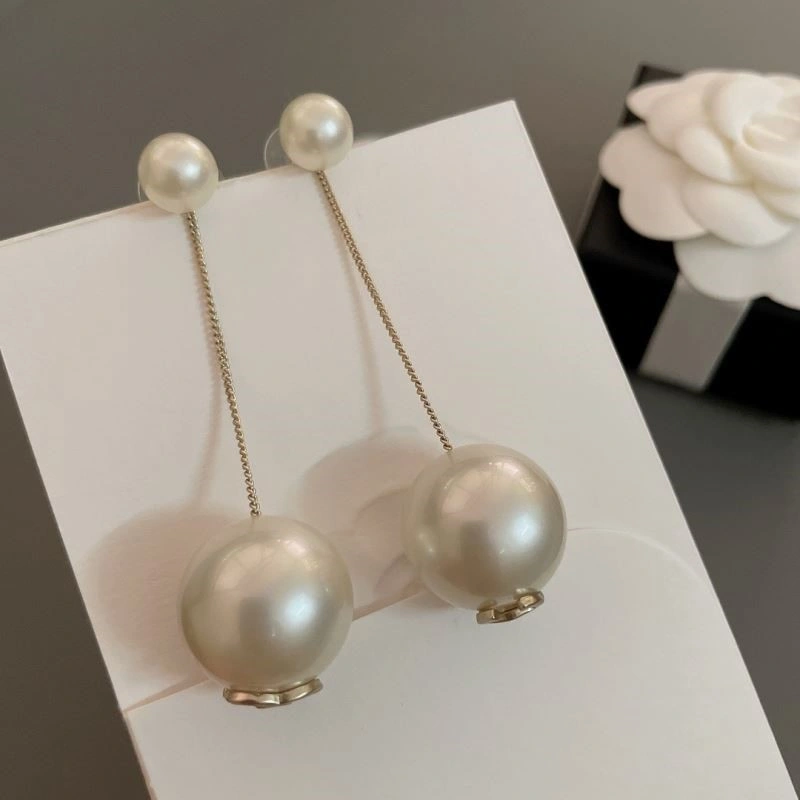 HighQuality Chanel Earrings 222379