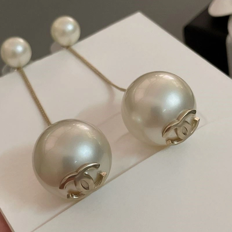HighQuality Chanel Earrings 222379