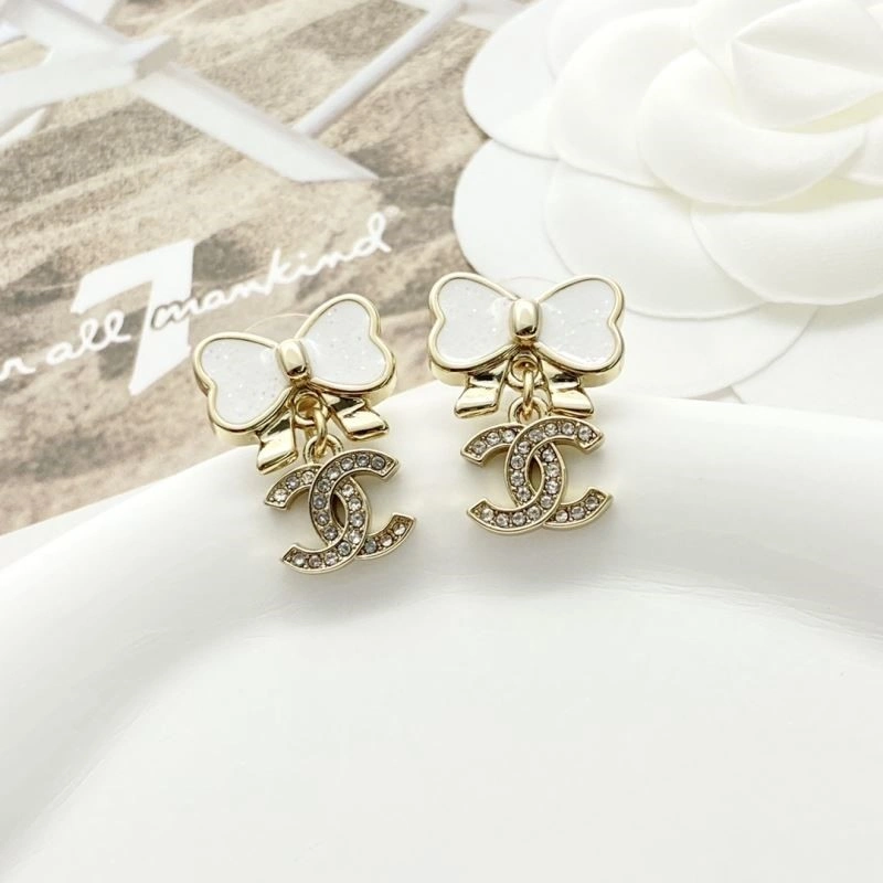 Chanel Earrings Sleek 222373