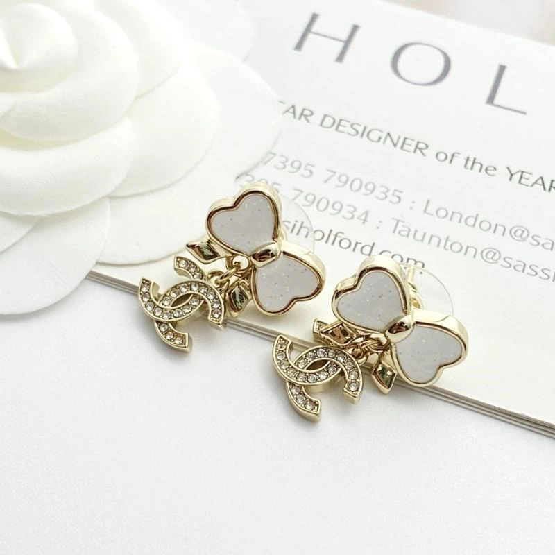 Chanel Earrings Sleek 222373