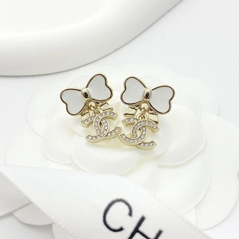 Chanel Earrings Sleek 222373