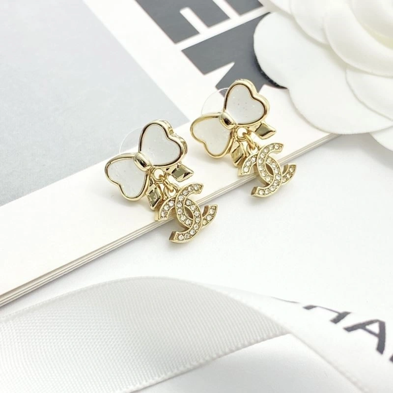 Chanel Earrings Sleek 222373