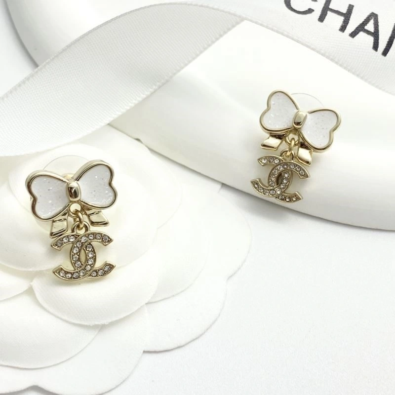 Chanel Earrings Sleek 222373