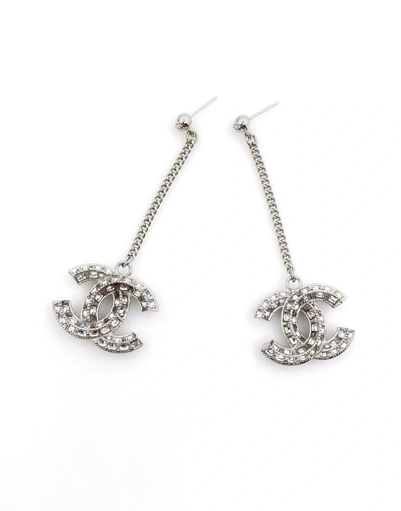 Chanel Earrings Comfortable 222361