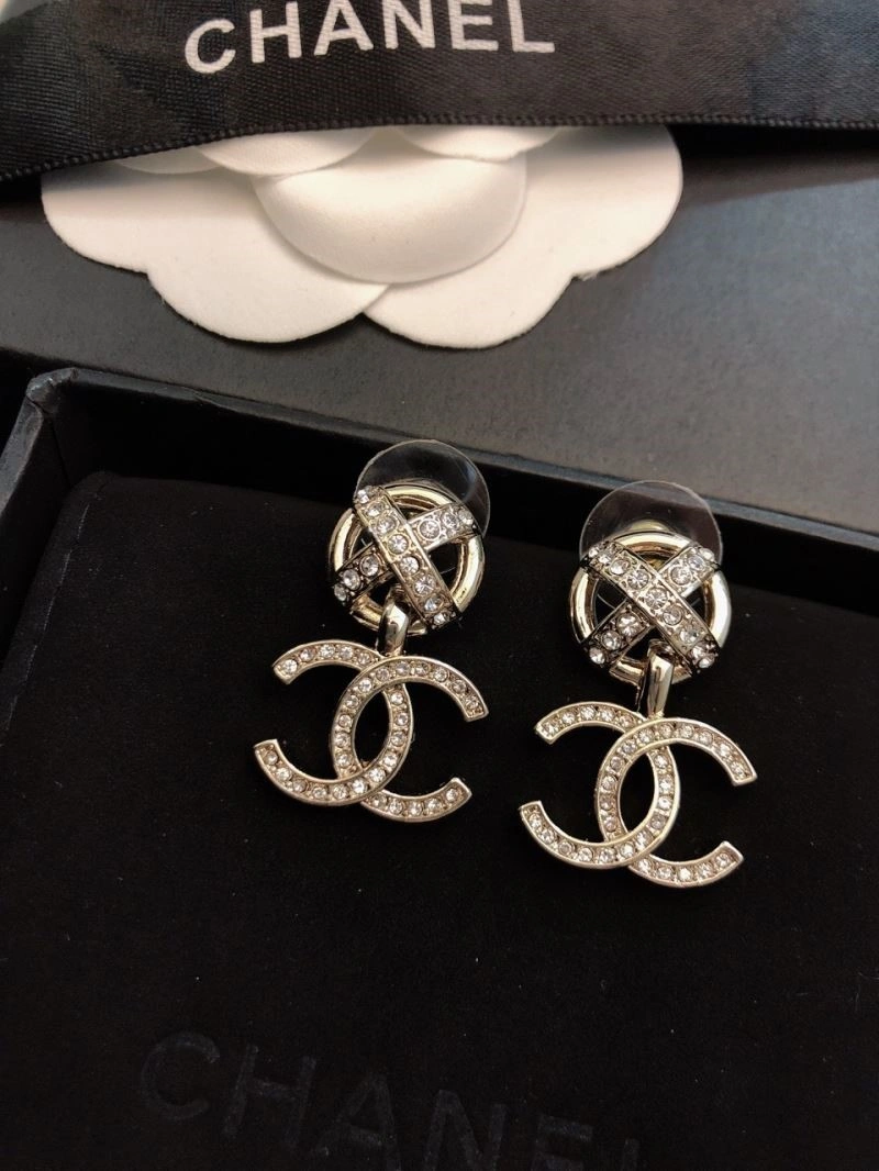 Chanel Earrings WaterResistant 222371