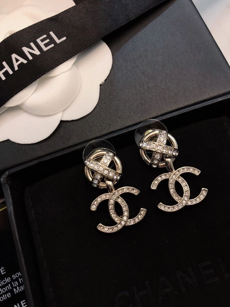 Chanel Earrings WaterResistant 222371