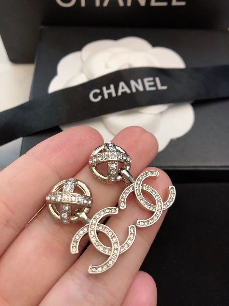 Chanel Earrings WaterResistant 222371