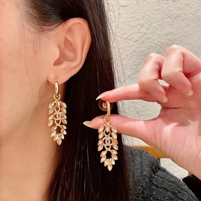 Chanel Earrings Neat 222376