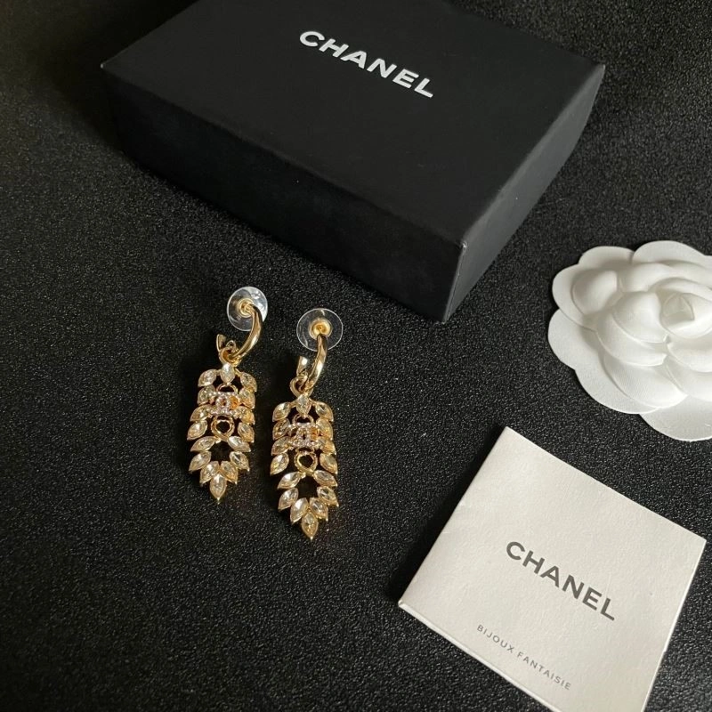 Chanel Earrings Neat 222376