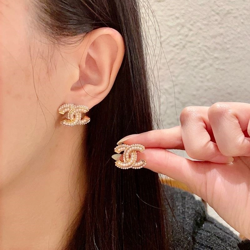 Resilient Chanel Earrings 222357