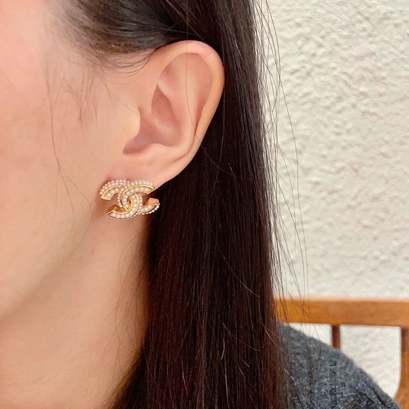 Resilient Chanel Earrings 222357