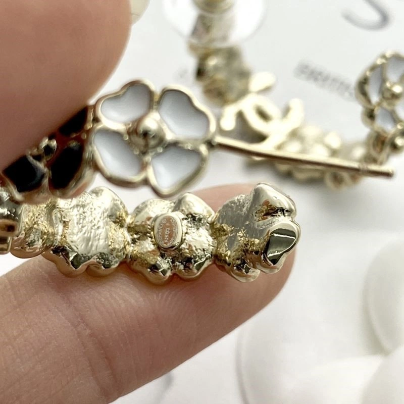 SmoothTexture Chanel Earrings 222346