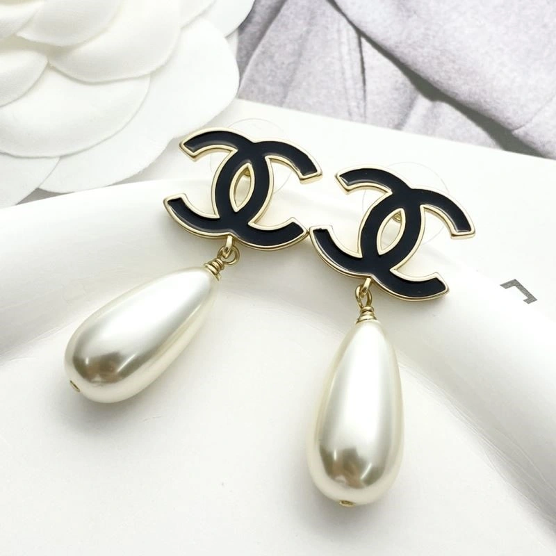 Neat Chanel Earrings 222340