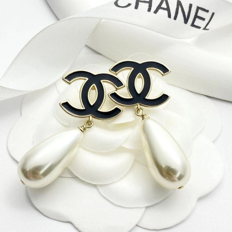 Neat Chanel Earrings 222340