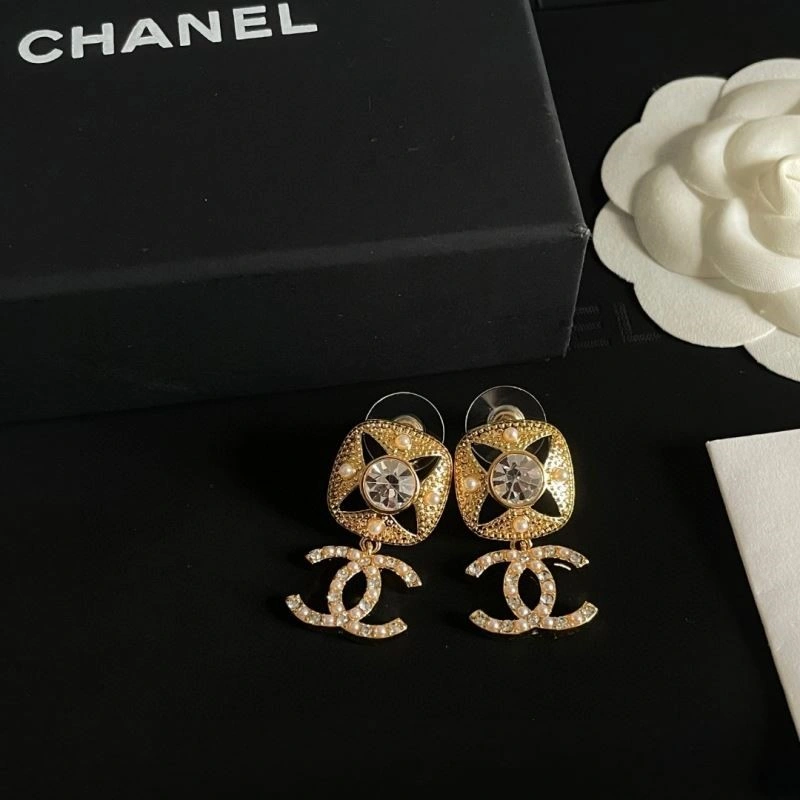 Chanel Earrings Premium 222350