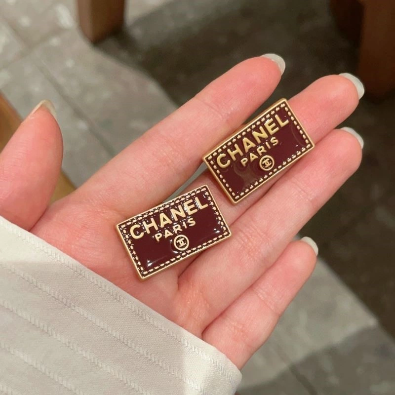 Chanel Earrings Snug 222351