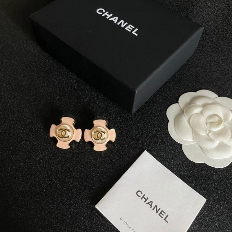 Chanel Earrings Compact 222341