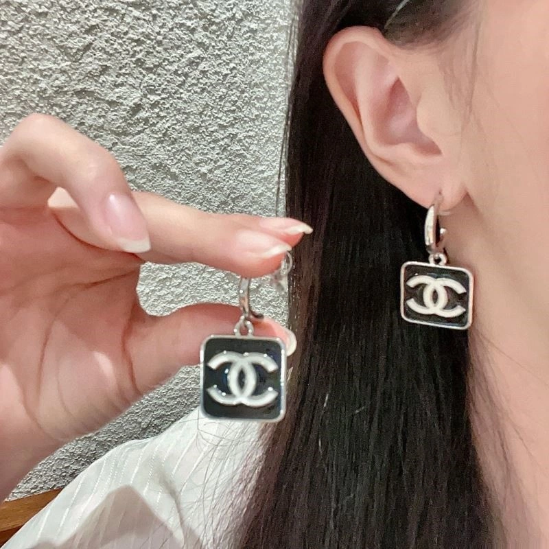 HighQuality Chanel Earrings 222344
