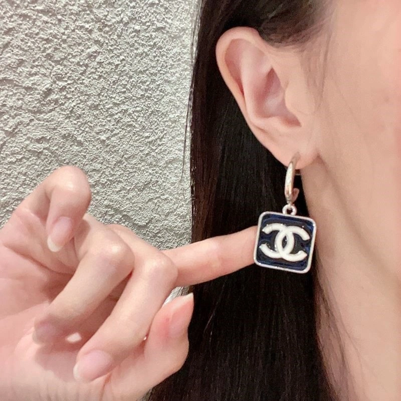 HighQuality Chanel Earrings 222344