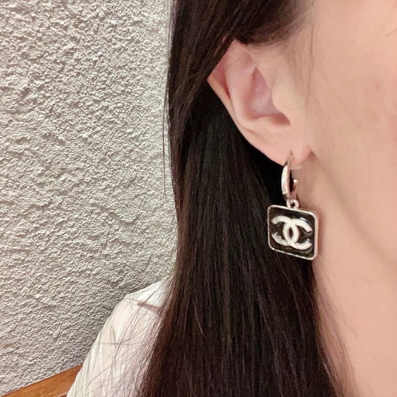 HighQuality Chanel Earrings 222344