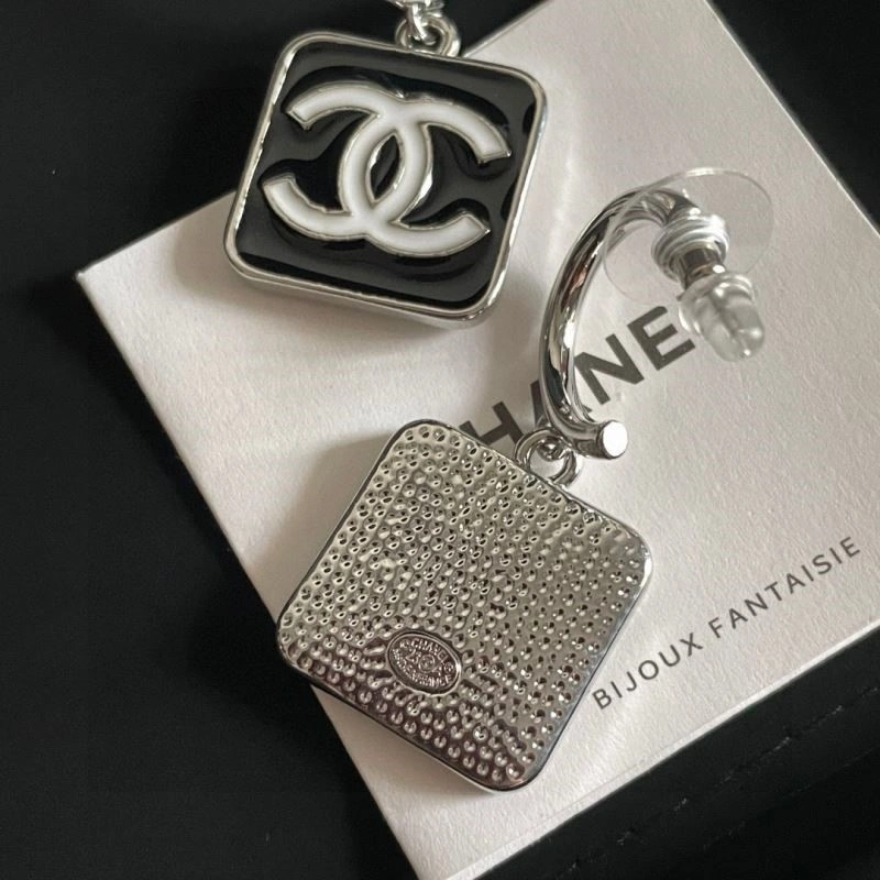 HighQuality Chanel Earrings 222344