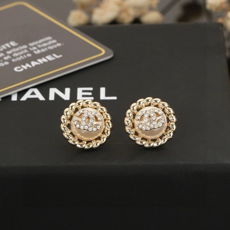 Elegant Chanel Earrings 222331