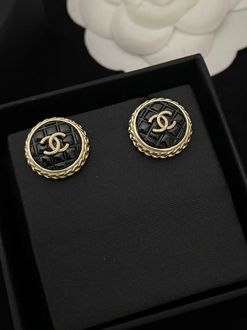 Chanel Earrings Compact 222338