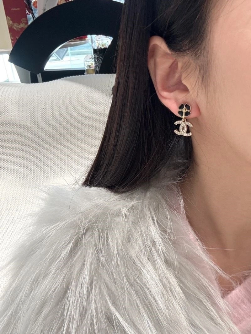 UrbanChic Chanel Earrings 222319