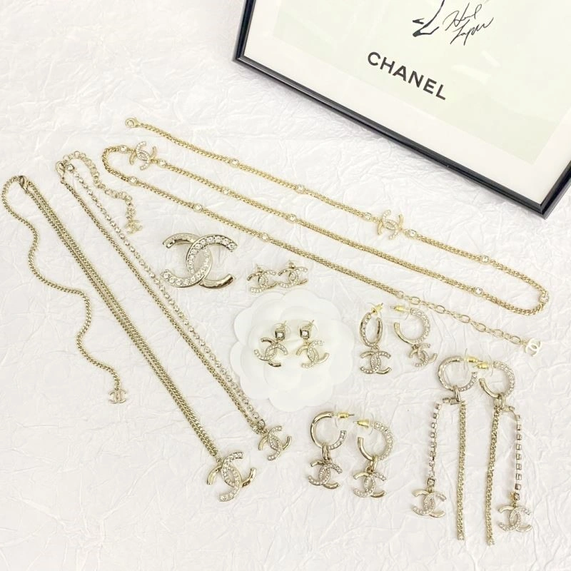 Chanel Earrings Classic 222316