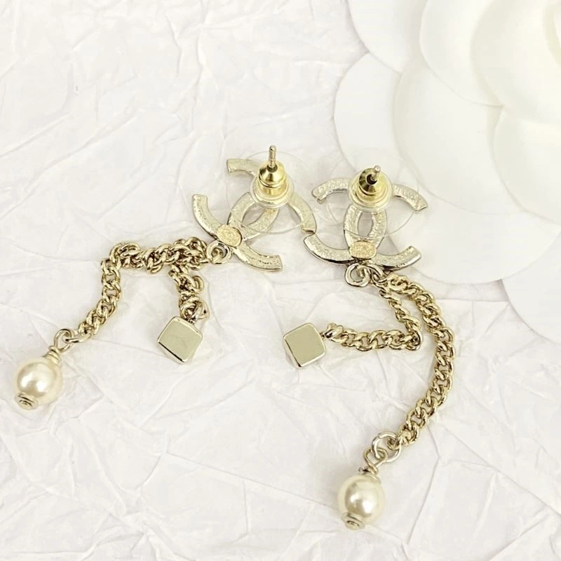 Chanel Earrings UrbanChic 222310