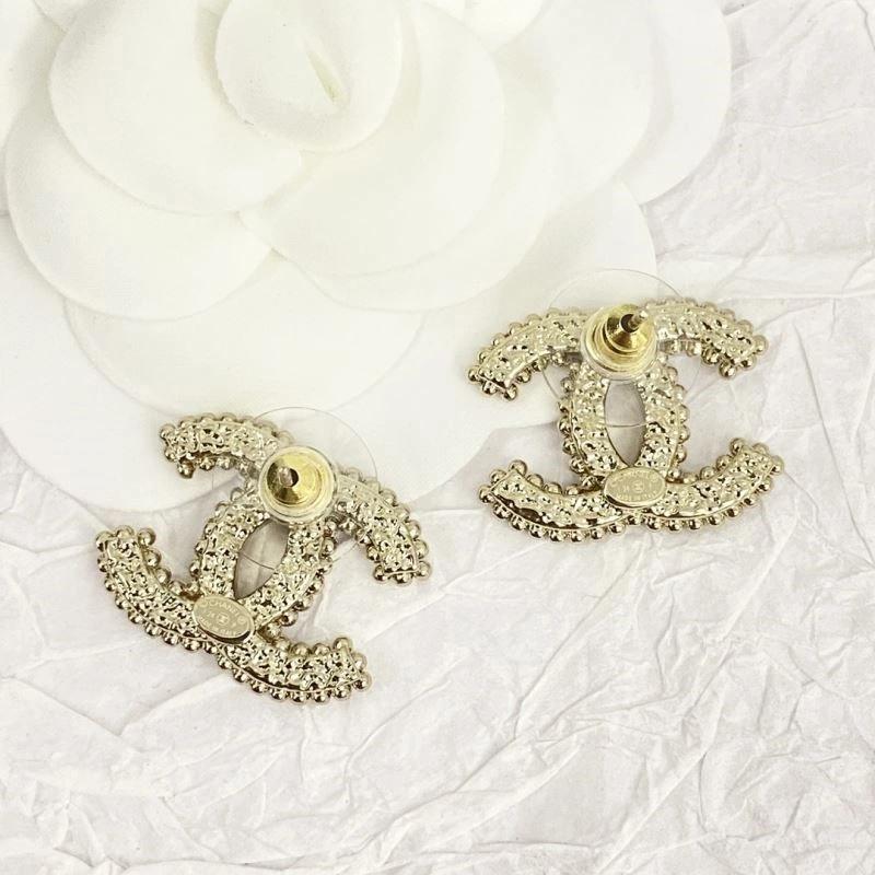 Refined Chanel Earrings 222326