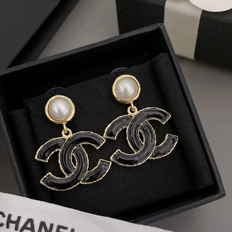 Chanel Earrings Unisex 221742