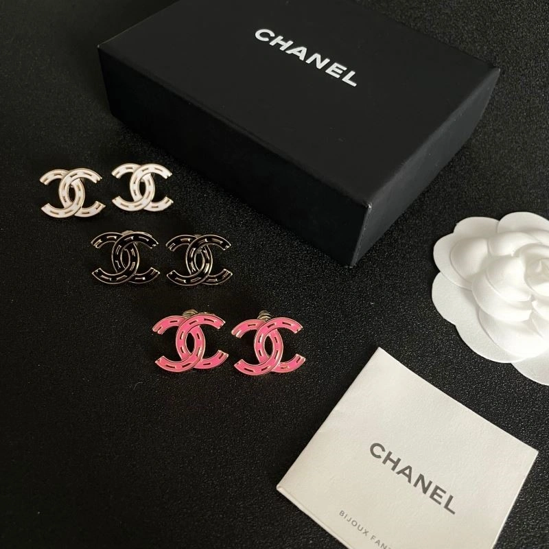 Chanel Earrings Trendsetting 221852
