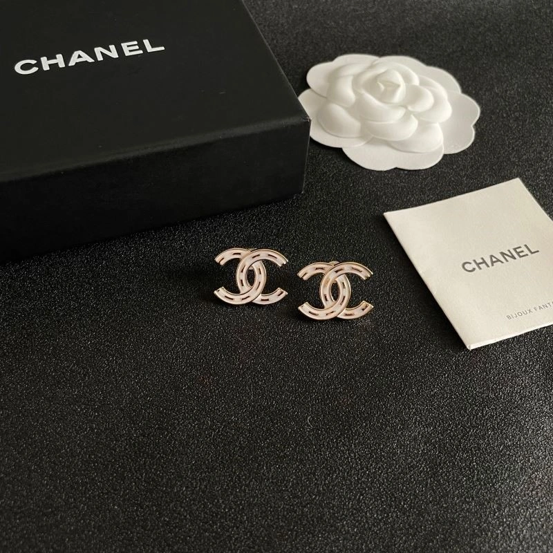 Popular Chanel Earrings 221732