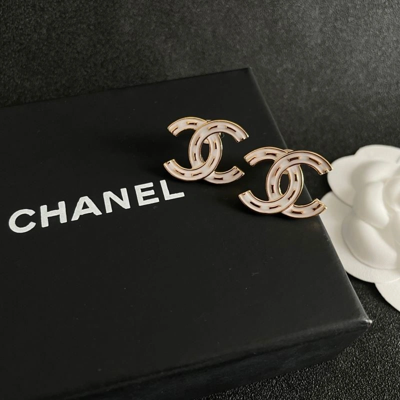 Popular Chanel Earrings 221732