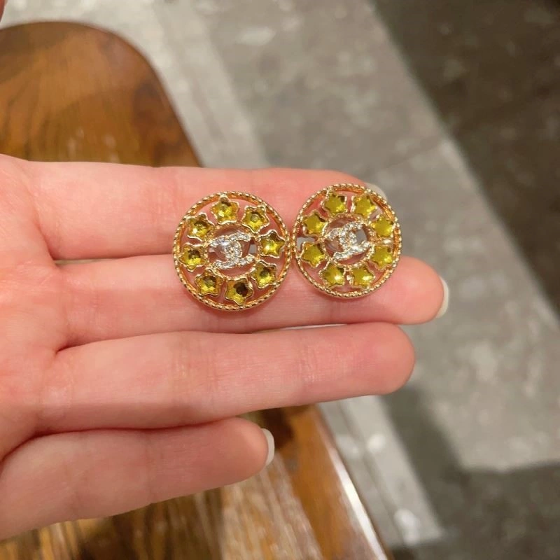 HighPerformance Chanel Earrings 221725