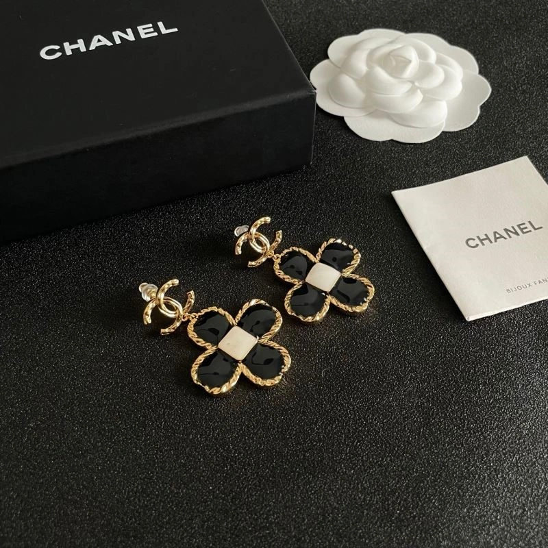 HighPerformance Chanel Earrings 221727