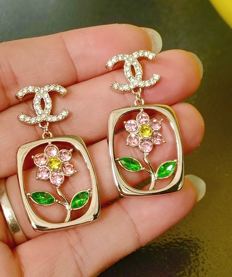 Chanel Earrings Packable 221720