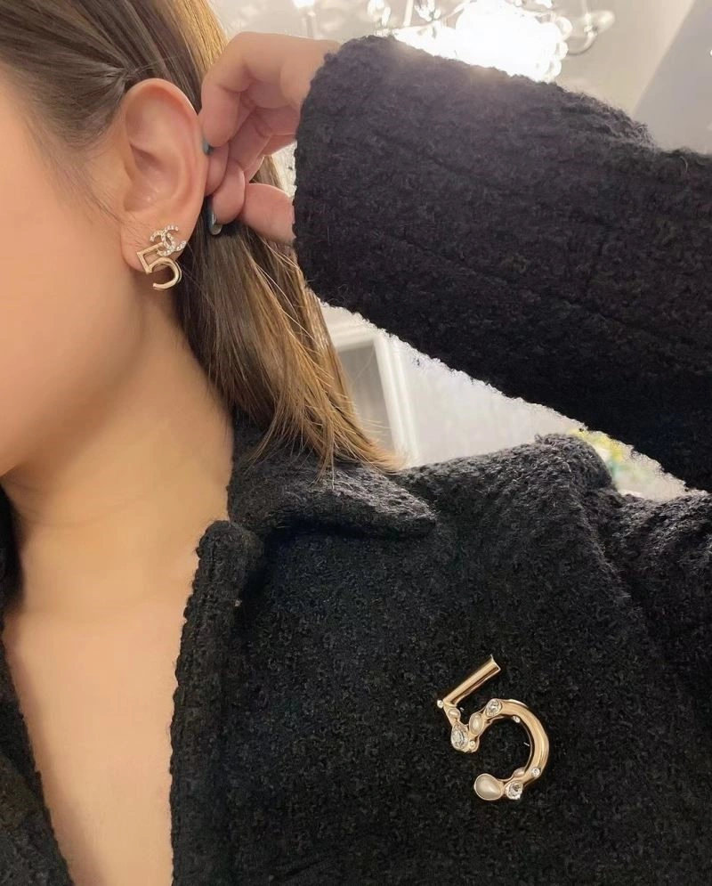 Soft Chanel Earrings 221726