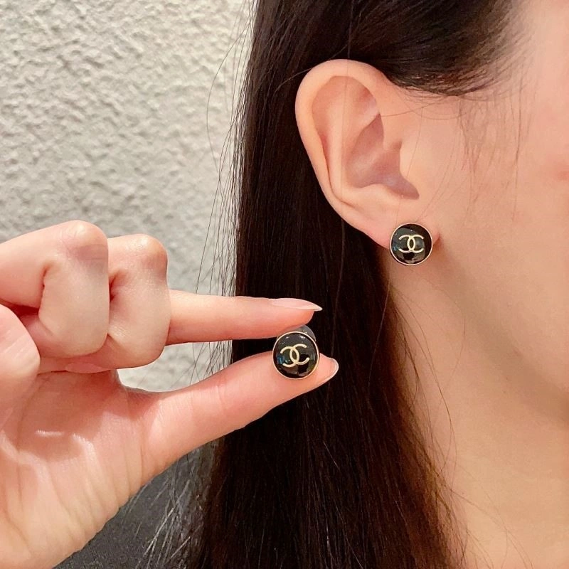 Affordable Chanel Earrings 221695