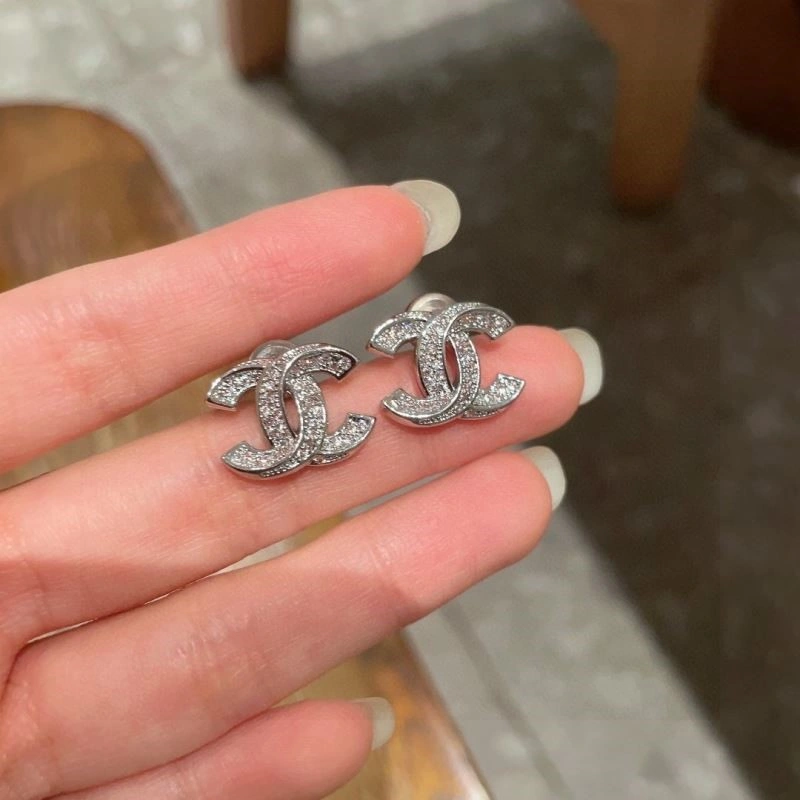 WrinkleFree Chanel Earrings 221692