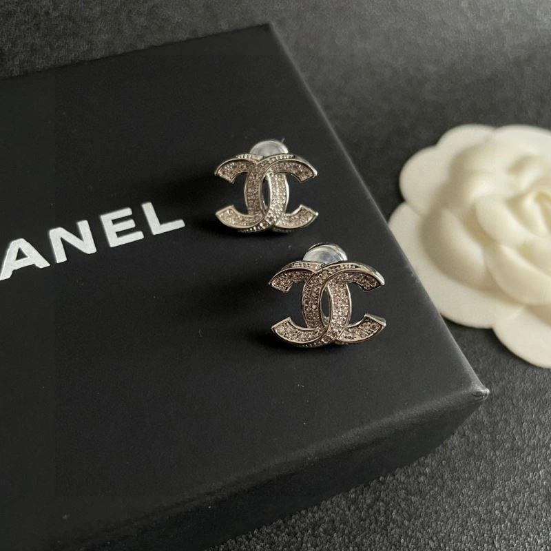 WrinkleFree Chanel Earrings 221692